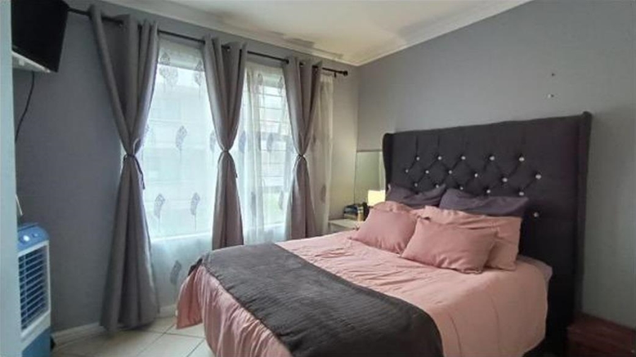 2 Bedroom Property for Sale in Klipkop Western Cape